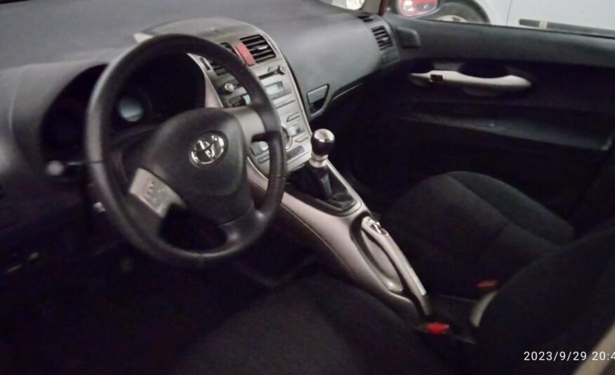 TOYOTA Auris GL 1.3 I 5 PUERTAS