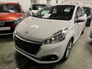 PEUGEOT 208 1.6 HDI