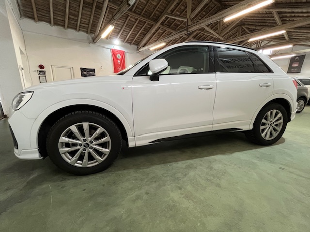AUDI Q3 S-LINE 35 TFSI S-LINE