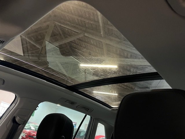 VOLKSWAGEN TIGUAN 2.0 R-LINE