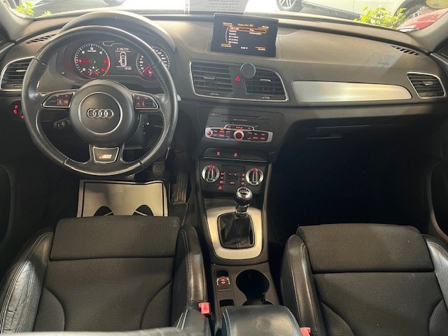 AUDI Q3 S-LINE 2.0 TDI