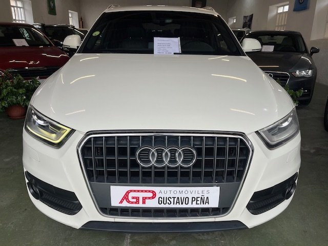 AUDI Q3 S-LINE 2.0 TDI