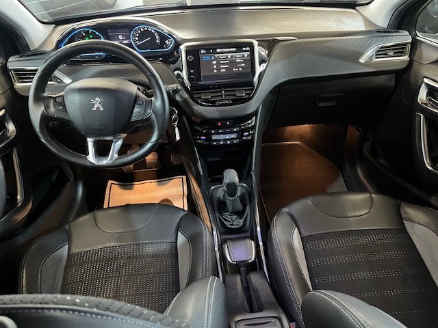 PEUGEOT 2008 1.6 HDI ALLURE