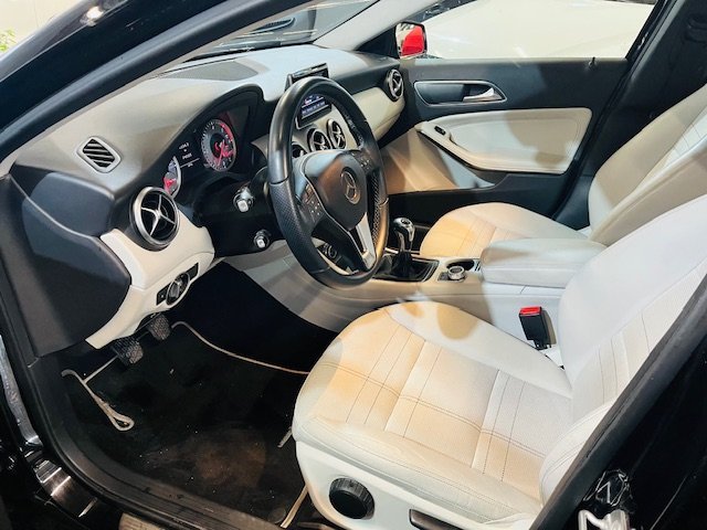 MERCEDES-BENZ Clase A 180 CDI URBAN