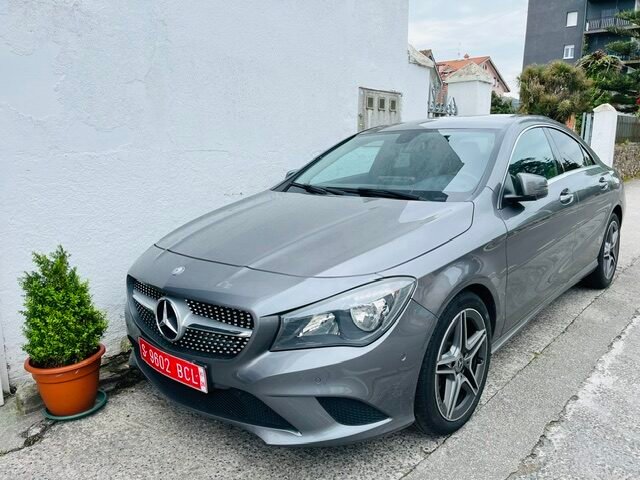 MERCEDES-BENZ CLA 200d