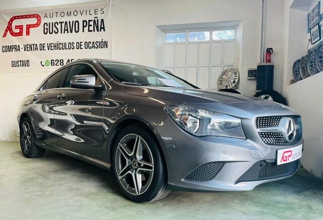 MERCEDES-BENZ CLA 200d