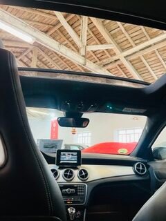 MERCEDES-BENZ GLA 200d